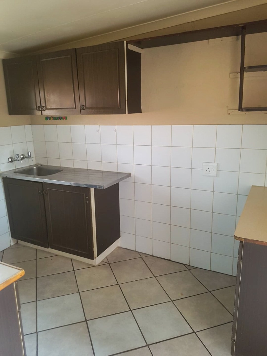  Bedroom Property for Sale in Wilkoppies North West